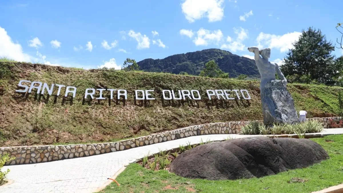 Foto da matéria: Tradição da pedra-sabão em Santa Rita de Ouro Preto é reconhecida como patrimônio cultural